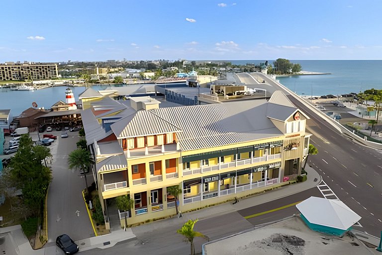 Maritime Oasis in Madeira Beach